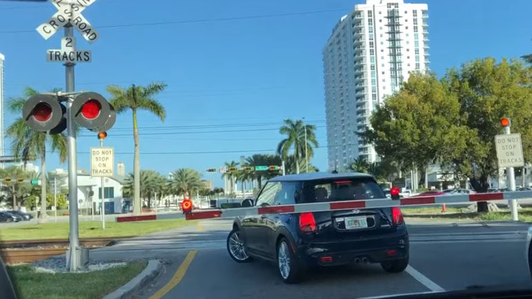 Τι έκανε ο άνθρωπος!